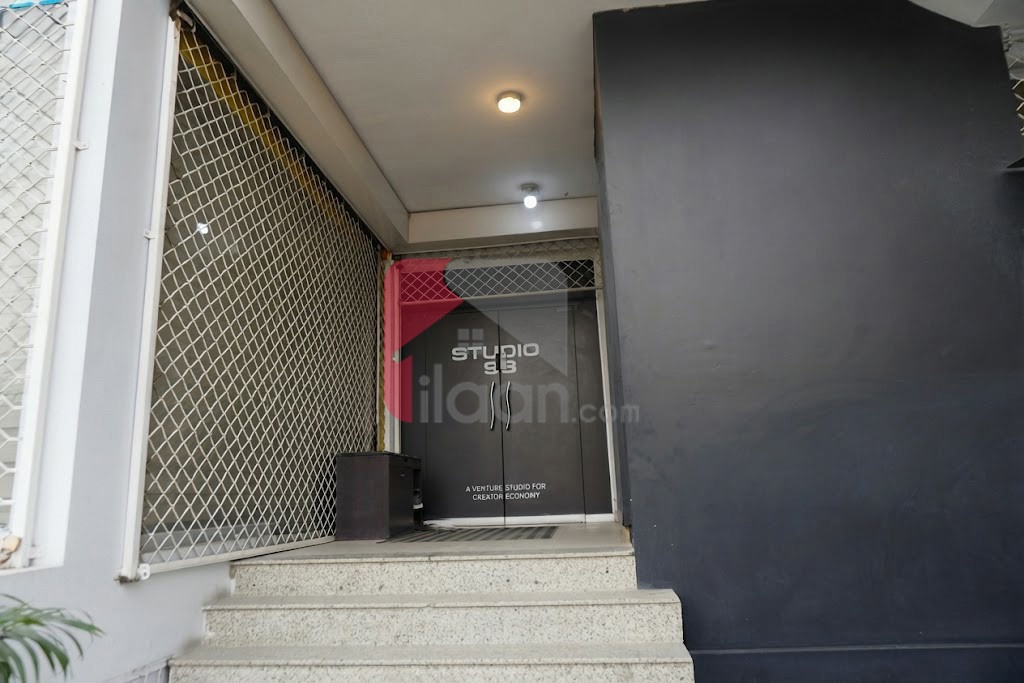 10 Marla Commercial Building for Rent in Valencia Town, Lahore - Thumbnail 4