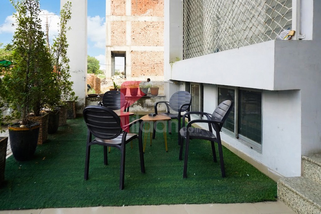 10 Marla Commercial Building for Rent in Valencia Town, Lahore - Photo 3