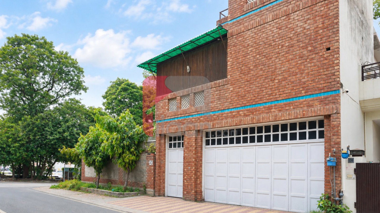 1 Kanal Commercial Building for Rent in Karim Block, Allama Iqbal Town, Lahore
