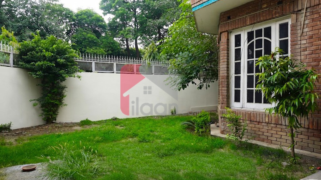 1 Kanal Commercial Building for Rent in Karim Block, Allama Iqbal Town, Lahore - Thumbnail 4