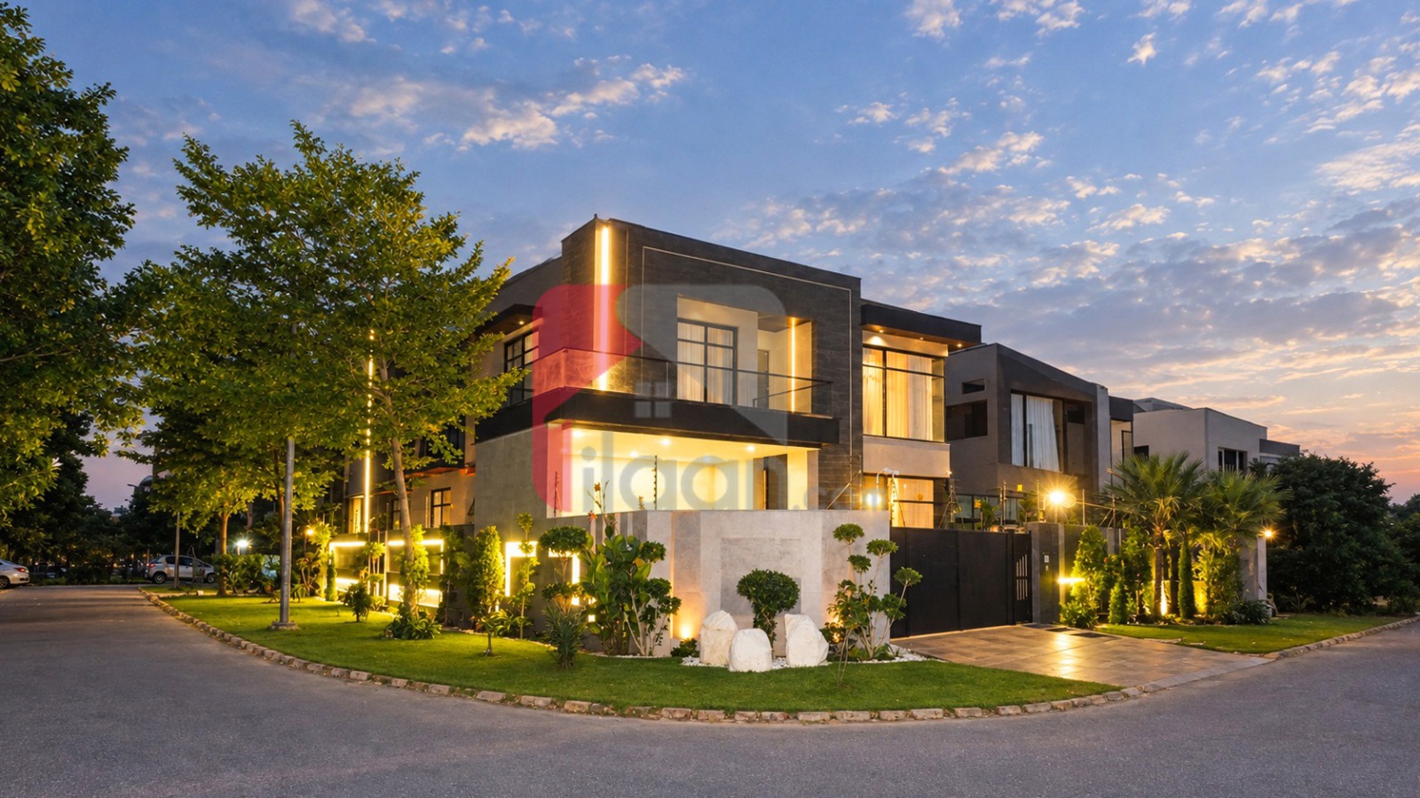 1 Kanal House for Sale in Block B, Phase 5, DHA, Lahore — 1 kanal in Lahore — PKR 150,000,000
