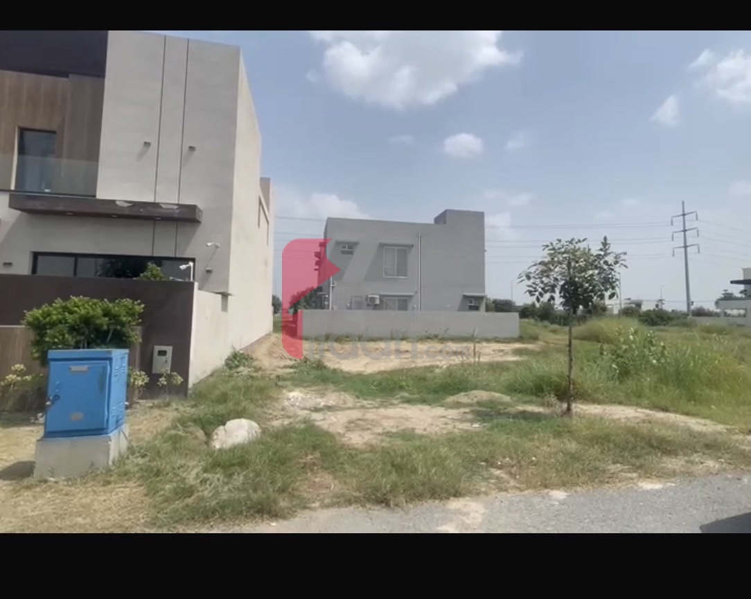 10 marla plot in DHA Phase 7 — 10 marla in Lahore — PKR 35,500,000