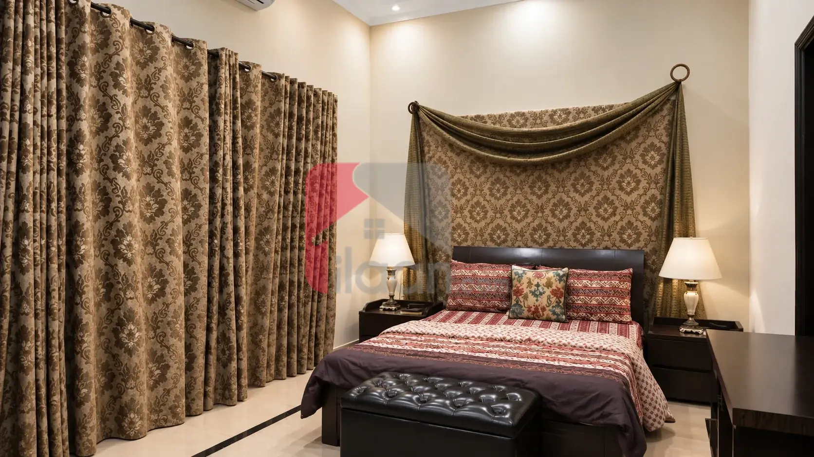 10 Marla House for Sale in Block L, Phase 8 Ex Air Avenue, DHA, Lahore - Thumbnail 4