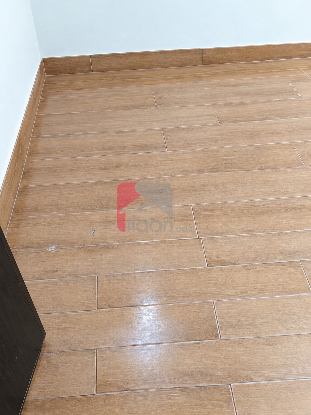 677 SqFt Apartment for Sale in Izmir Town, Lahore — 677 square feet in Lahore — PKR 10,000,000