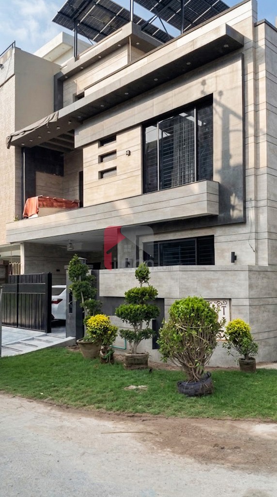10 Marla Corner House for Sale in Block J, LDA Avenue One, Lahore — 10 marla in Lahore — PKR 50,000,000